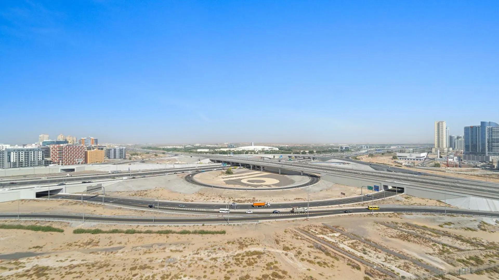 Apartment Stylish Apt With A Gym, Pool, Bbq Area, Badminton Court Dubai